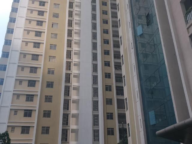 Resale | 3 BHK + 2116 Sq.Ft. Apartment in Lanco Hills Apartments