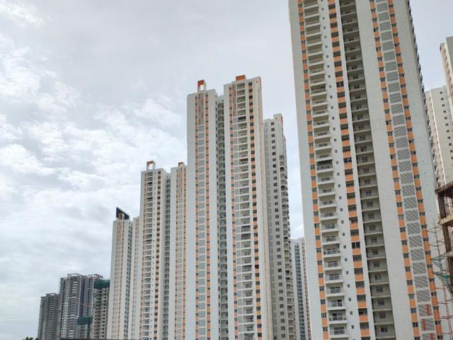 Resale | 3 BHK + 2262 Sq.Ft. Apartment in My Home Sayuk