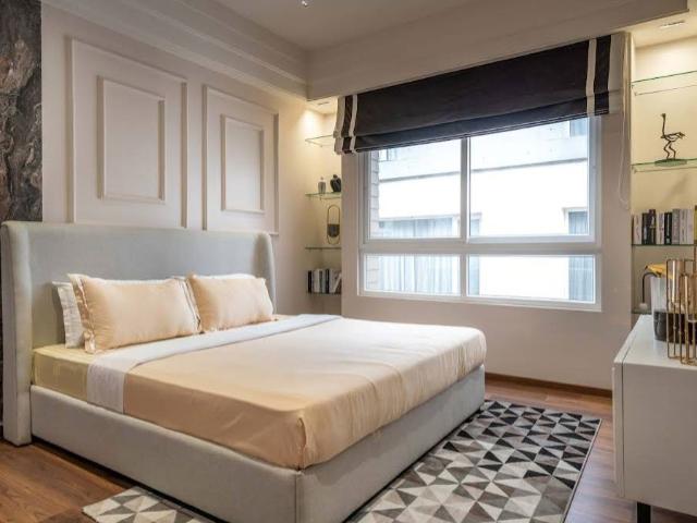 Resale | 3 BHK 2272 Sq.Ft. Apartment in Universal Botanika Tower A And B