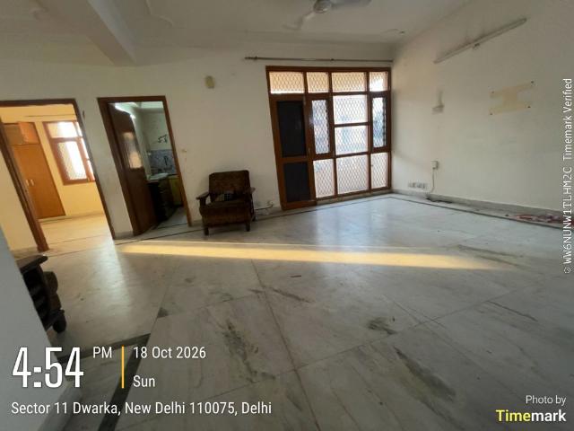 Resale | 3 BHK 2200 Sq.Ft. Apartment in Sector 11 Dwarka