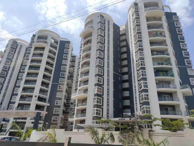 Resale | 3 BHK 2340 Sq.Ft. Apartment in Candeur Carlisle