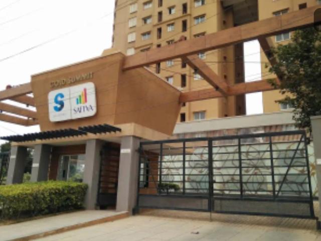 Resale | 3 BHK 2350 Sq.Ft. Apartment in Salarpuria Gold Summit