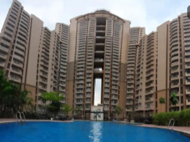 Resale | 3 BHK 2350 Sq.Ft. Apartment in Salarpuria Gold Summit