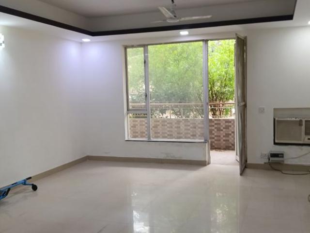 Resale | 3 BHK 2370 Sq.Ft. Apartment in The Legend One
