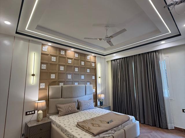 Resale | 3 BHK 2375 Sq.Ft. Apartment in Antriksh Central Avenue