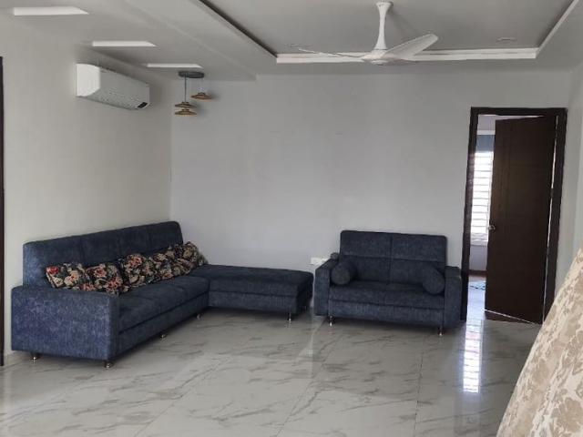 Resale | 3 BHK 2395 Sq.Ft. Apartment in Bala Hisaar