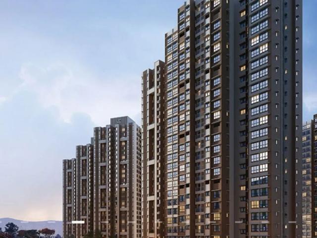 Resale | 3 BHK 2307 Sq.Ft. Apartment in Wadhwa Wise City