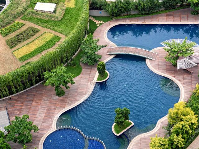 Resale | 3 BHK 2305 Sq.Ft. Apartment in Total Environment In That Quiet Earth