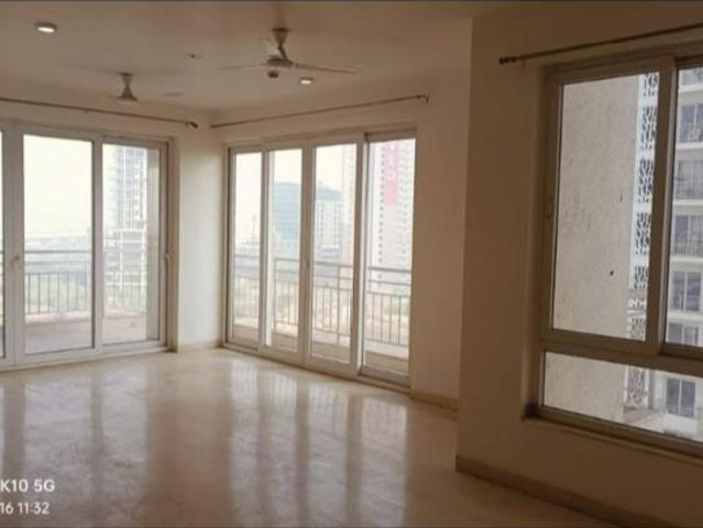 Resale | 3 BHK 2450 Sq.Ft. Apartment in Puri Emerald Bay