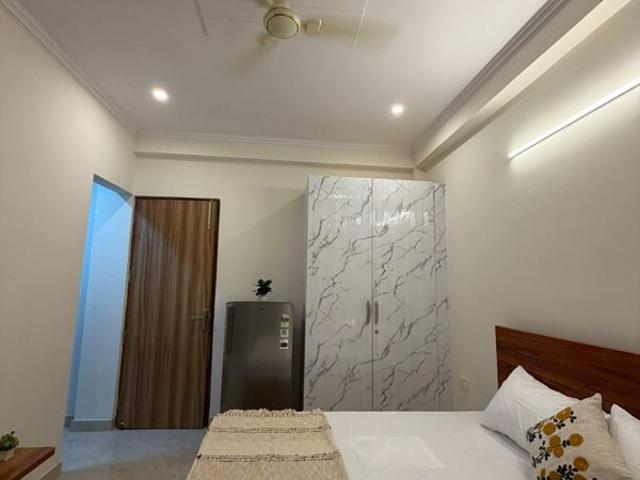 Resale | 3 BHK 2464 Sq.Ft. Apartment in BPTP Amstoria Verti Greens