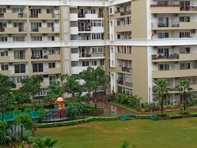 Resale | 3 BHK 2475 Sq.Ft. Apartment in Prateek Stylome