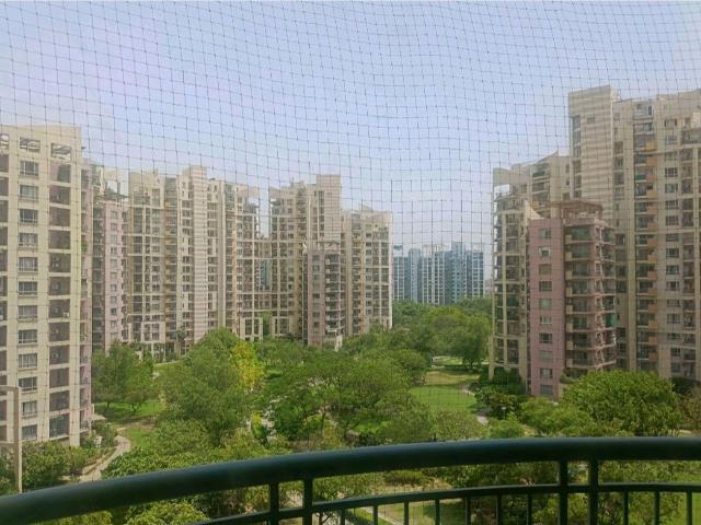 Resale | 3 BHK 2480 Sq.Ft. Apartment in Unitech The Close South