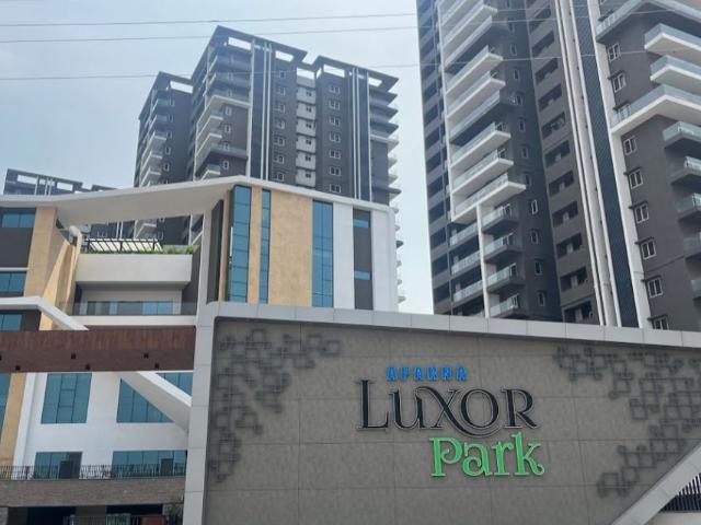 Resale | 3 BHK + 2415 Sq.Ft. Apartment in Aparna Luxor Park