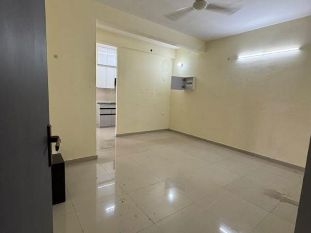 Resale | 3 BHK + 250 Sq.Yd. Apartment in BPTP Astaire Gardens