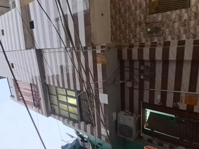 Resale | 3 BHK 25 Sq.Yd. Independent House in Razapur Khurd