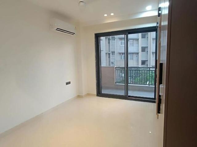 Resale | 3 BHK + 2645 Sq.Ft. Apartment in Parsvnath Exotica