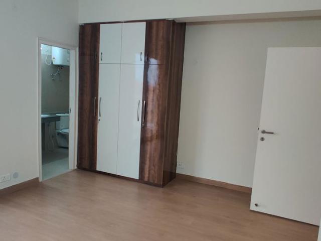 Resale | 3 BHK 2660 Sq.Ft. Apartment in Bestech Park View Grand Spa