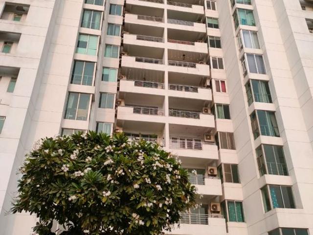 Resale | 3 BHK + 2895 Sq.Ft. Apartment in Parsvnath Exotica