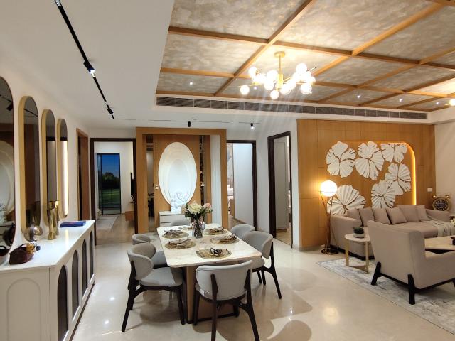 Resale | 3 BHK 2800 Sq.Ft. Apartment in Hero Homes Palatial