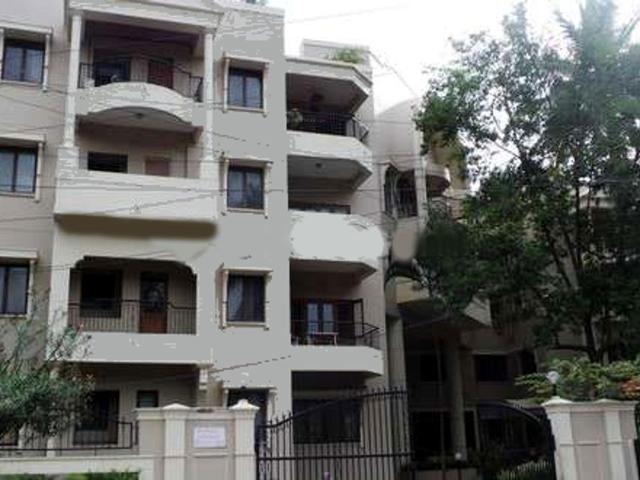 Resale | 3 BHK 3000 Sq.Ft. Apartment in The Metropolitan