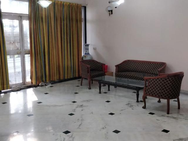 Resale | 3 BHK + 3491 Sq.Ft. Independent House in Shivajinagar