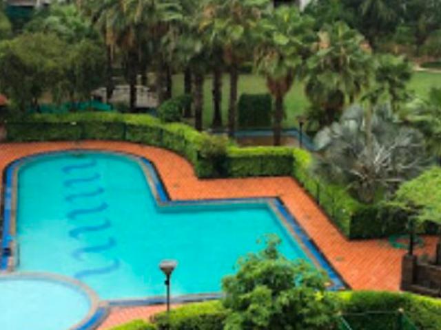 Resale | 3 BHK 3525 Sq.Ft. Apartment in Great Value Ekanam