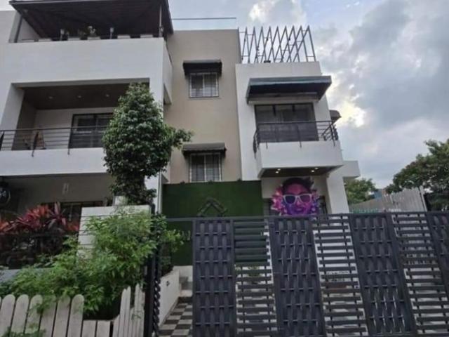 Resale | 3 BHK + 4900 Sq.Ft. Villa in Kolte Patil Maple Leaves