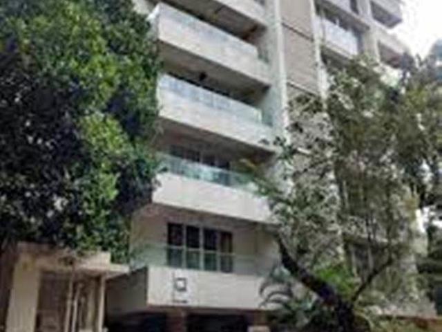 Resale | 3 BHK + 5000 Sq.Ft. Apartment in Marvel Coronet