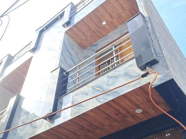 Resale | 3 BHK 50 Sq.Yd. Independent House in Razapur Khurd