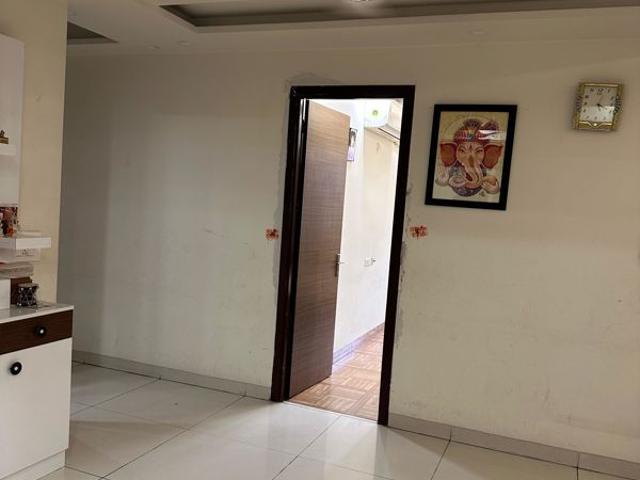Resale | 3 BHK 600 Sq.Ft. Apartment in Aswani Sunshine