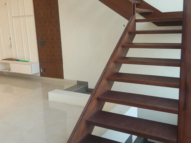 Resale | 3 BHK 6302 Sq.Ft. Independent House in Aerocity