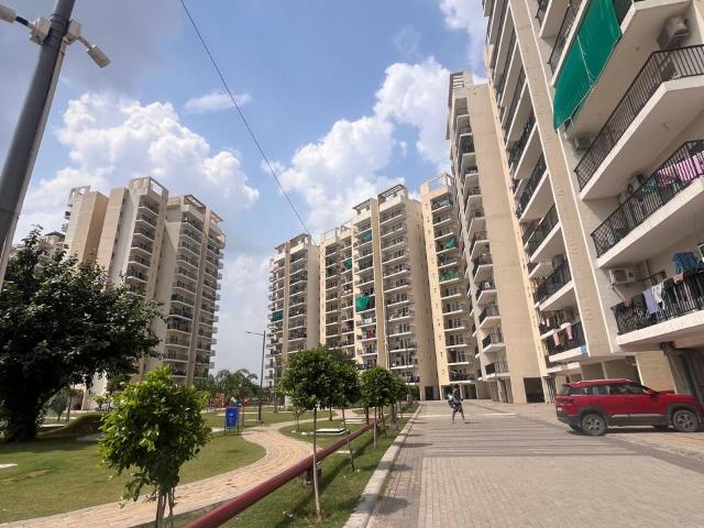 Resale | 3 BHK 645 Sq.Ft. Apartment in GLS Arawali City
