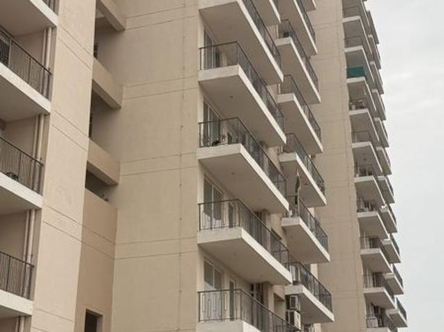 Resale | 3 BHK 645 Sq.Ft. Apartment in Sector 10A
