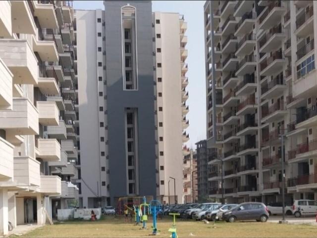 Resale | 3 BHK 646 Sq.Ft. Apartment in Amolik Sankalp