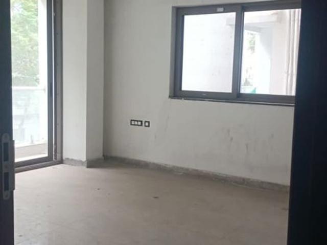 Resale | 3 BHK + 6600 Sq.Ft. Apartment in The Valencia