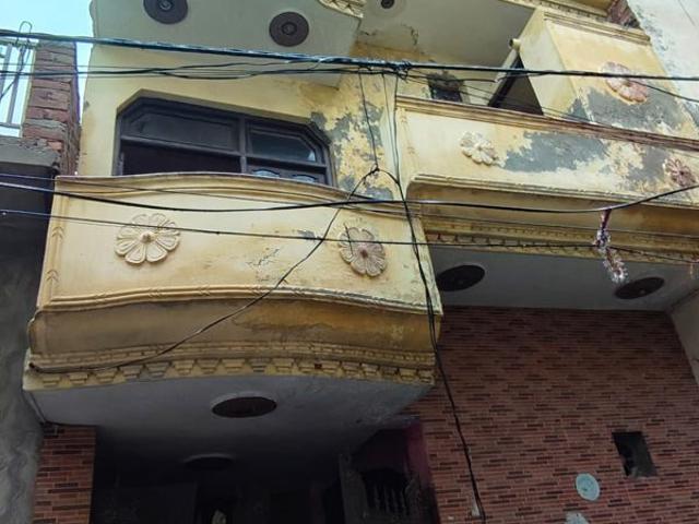 Resale | 3 BHK + 720 Sq.Ft. Independent House in Ballabhgarh