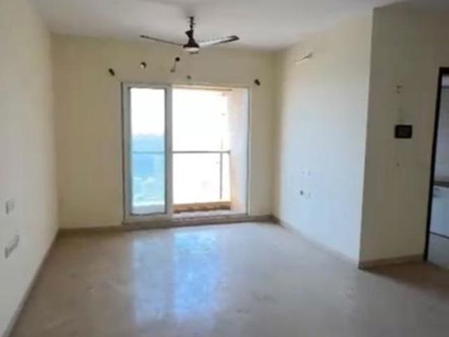 Resale | 3 BHK 734 Sq.Ft. Apartment in Dosti Group Imperia