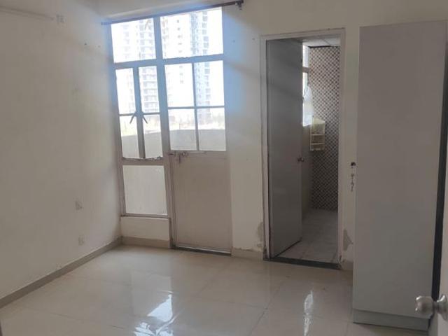 Resale | 3 BHK 745 Sq.Ft. Apartment in ROF Aalayas