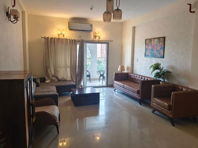 Resale | 3 BHK 750 Sq.Ft. Apartment in Pyramid Altia