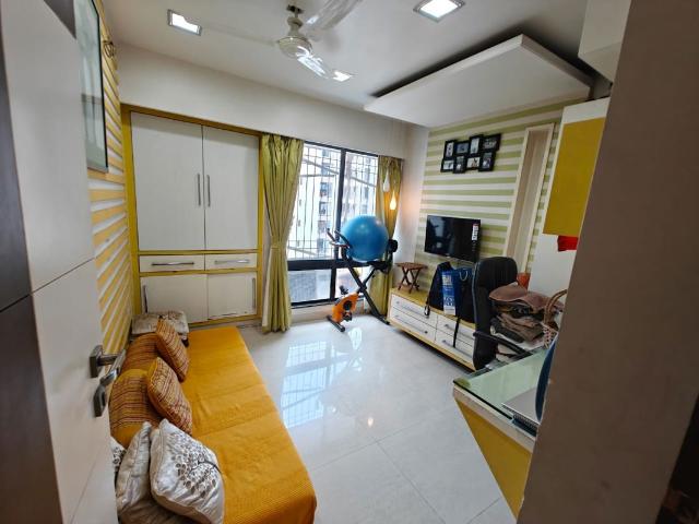 Resale | 3 BHK 763 Sq.Ft. Apartment in Sheth Zuri