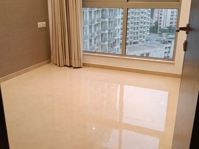Resale | 3 BHK + 789 Sq.Ft. Apartment in Hiranandani Highland