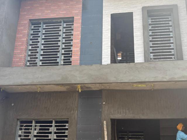 Resale | 3 BHK 80 Sq.Yd. Villa in Dera Bassi