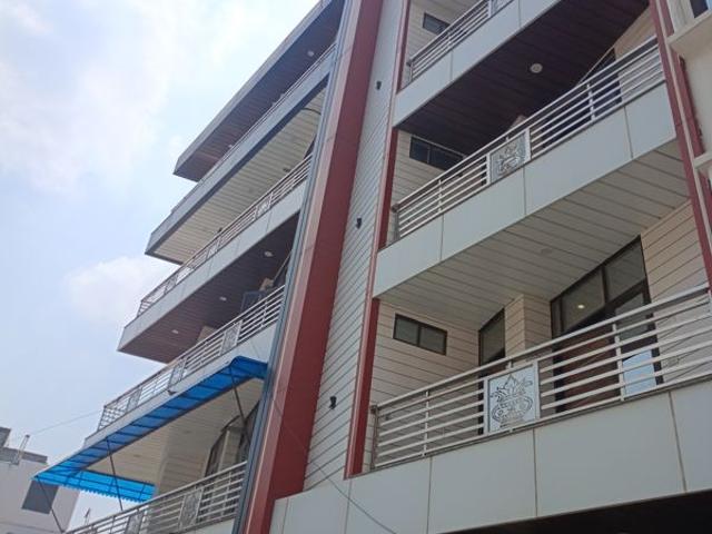 Resale | 3 BHK 81 Sq.Yd. Apartment in Vipin Garden