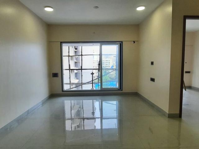 Resale | 3 BHK 825 Sq.Ft. Apartment in Mayfair Breeze