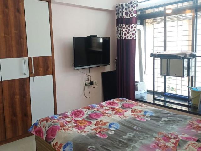 Resale | 3 BHK 833 Sq.Ft. Apartment in Vartak Nagar