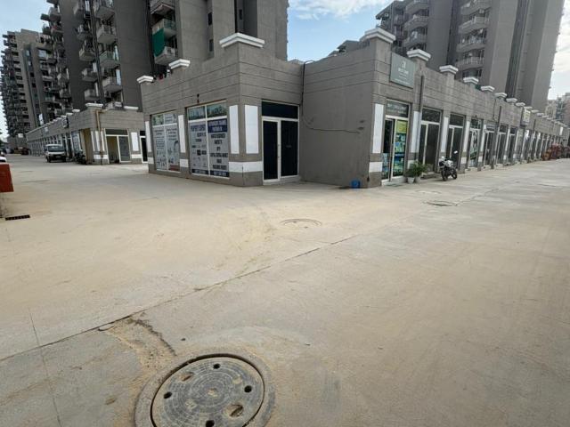 Resale | 3 BHK 841 Sq.Ft. Apartment in Conscient Habitat Residences