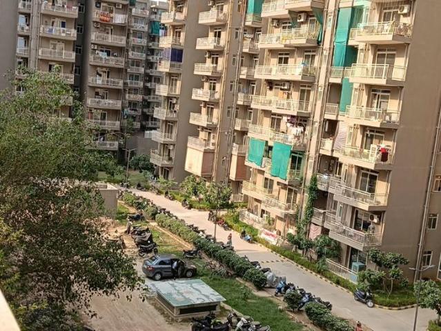 Resale | 3 BHK 850 Sq.Ft. Apartment in Conscient Habitat Residences