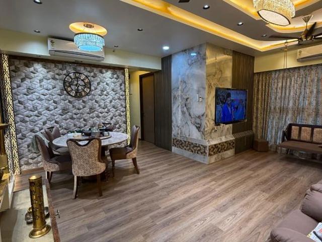 Resale | 3 BHK 850 Sq.Ft. Apartment in SKD Pinnacolo