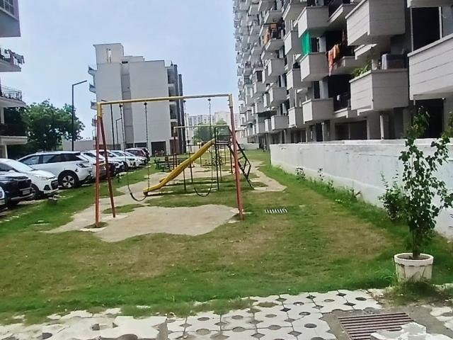 Resale | 3 BHK 851 Sq.Ft. Apartment in Amolik Sankalp