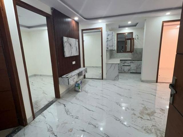 Resale | 3 BHK 85 Sq.Yd. Apartment in South Delhi